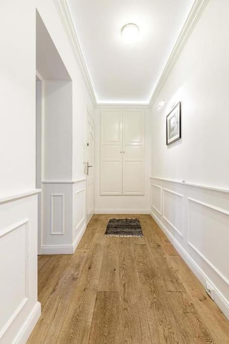 Central Wroclaw Apartment - City Center - Bright And Cozy - U11 Extérieur photo