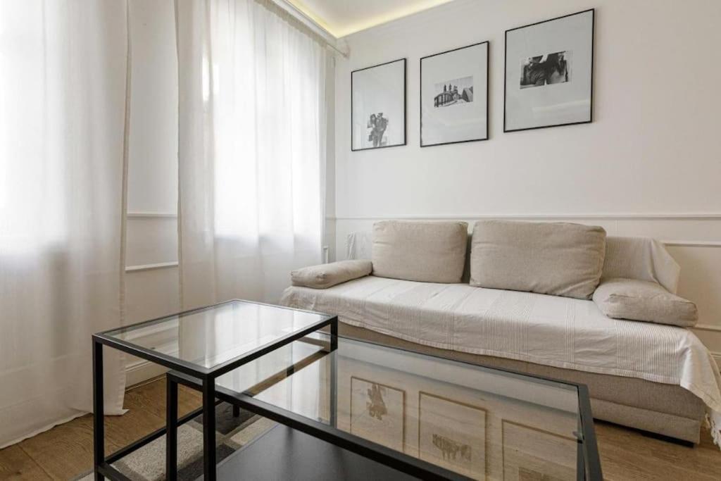 Central Wroclaw Apartment - City Center - Bright And Cozy - U11 Extérieur photo